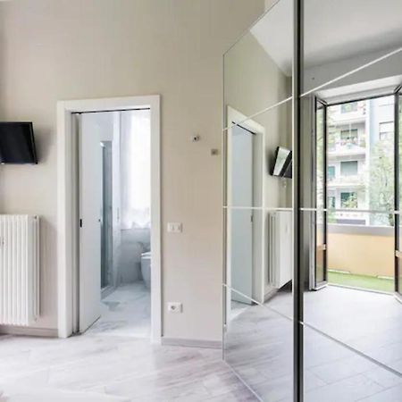 Citta Studi Bright And Stylish Flat With Balcony Lejlighed Milano Eksteriør billede